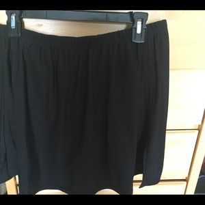 Miraclesuit swim skirt w bottoms.  Black 16W